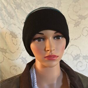 Ladies One Size 100% Acrylic Black, Blue & White Striped Beanie [Good]